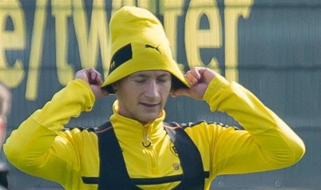 Марко Ройс на сегодняшней тренировке, twitter.com/dw_sports