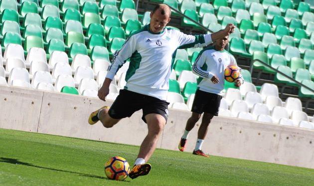 Роман Зозуля, ФК Бетис