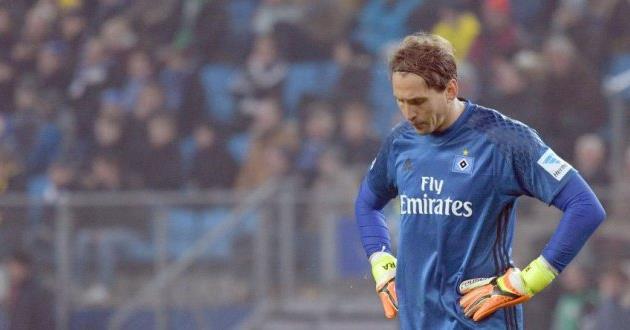 рене адлер, twitter