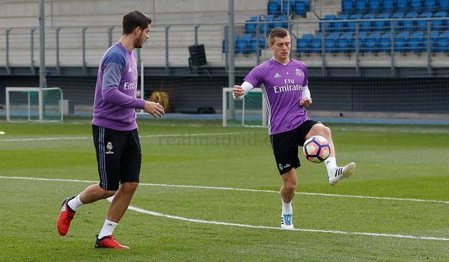 Альваро Мората и Тони Кроос, realmadrid.com