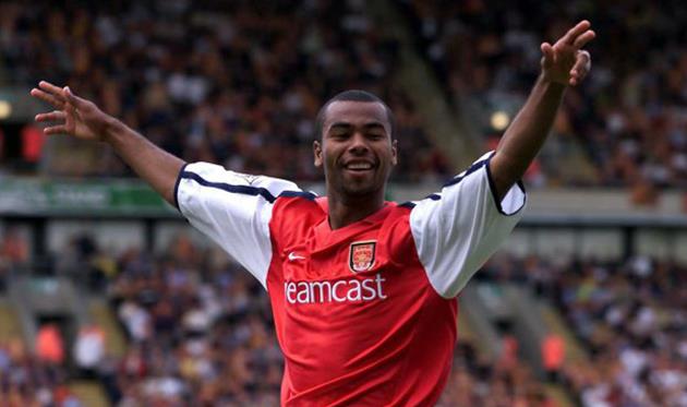 Эшли Коул, metro