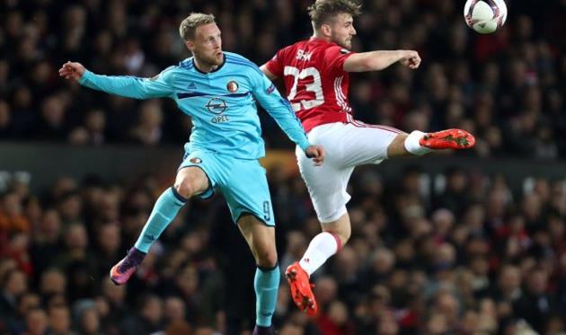 люк шоу, twitter