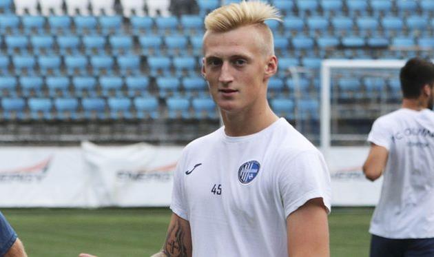 Владислав Хомутов, ФК Олимпик