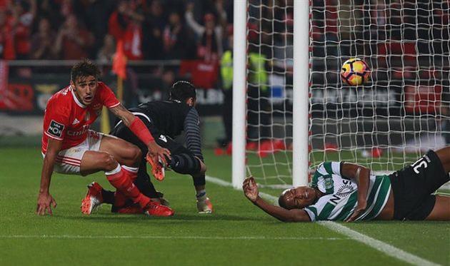 twitter.com/slbenfica