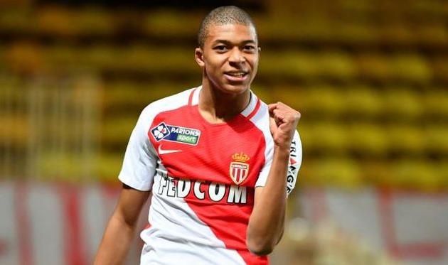 17-летний Килиан Мбаппе Лоттин отметился хет-триком, lequipe.fr