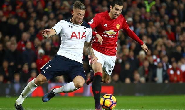 Тоби Альдервейрельд (слева), ФК Тоттенхэм