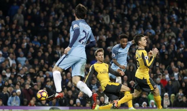 стерлинг забивает второй гол, twitter.com/premierleague