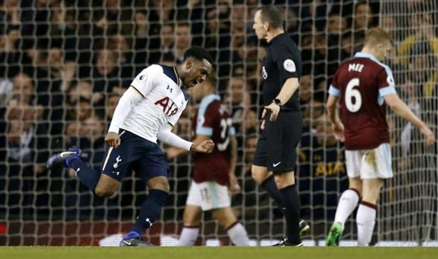 данни роуз празднует победный гол, twitter.com/premierleague