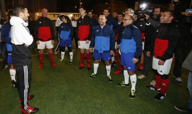 Коке (слева), MARCA