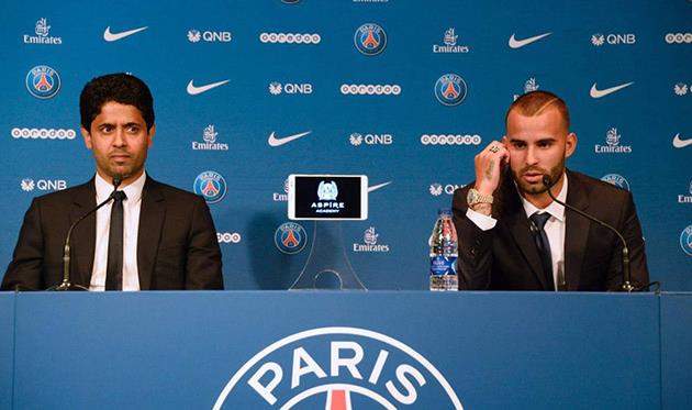 Нассер Аль-Хелаифи и Хесе, АР