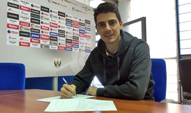 Йон Андер Серантес (справа), deportivoleganes.com