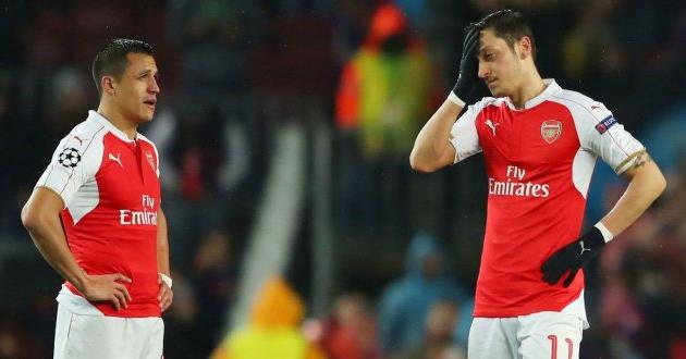 санчес и езил, twitter