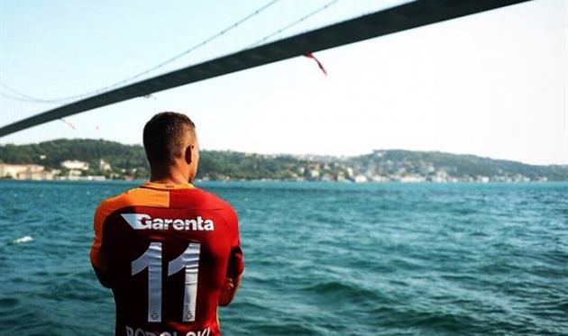 лукаш подольски, twitter