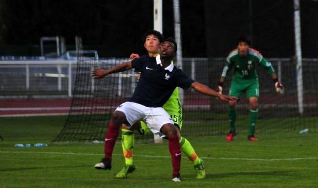 Чилумба (в синем), FFF/D.R