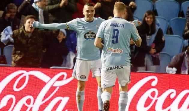 Яго Аспас и Гвидетти празднуют гол, фото marca.com