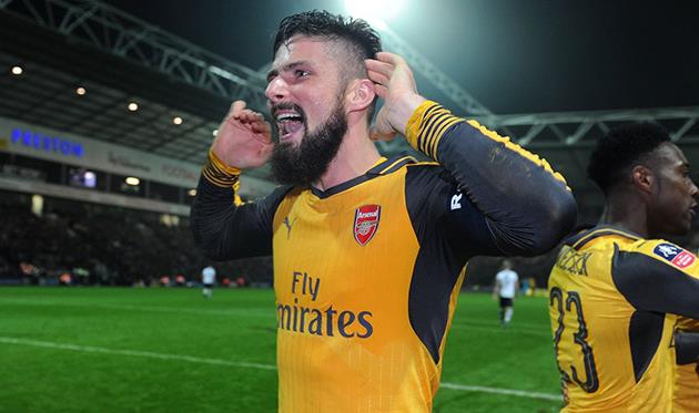 twitter.com/arsenal