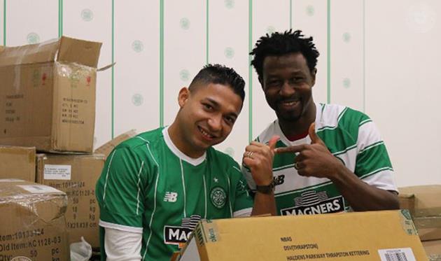 Эфе Эмброуз (справа), celticfc.net