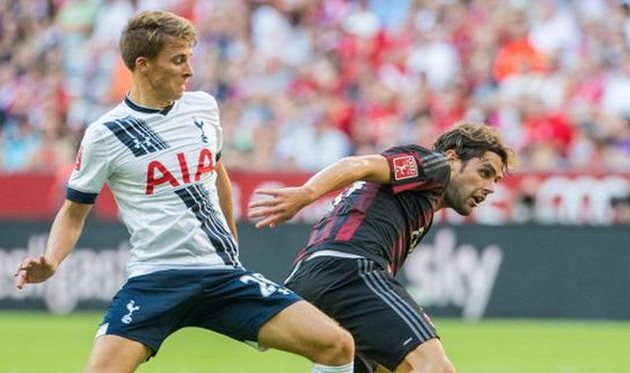 Том Кэрролл (слева), AFP