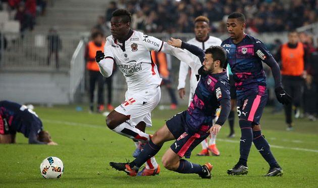 Марио Балотелли (в белом), ogcnice.com