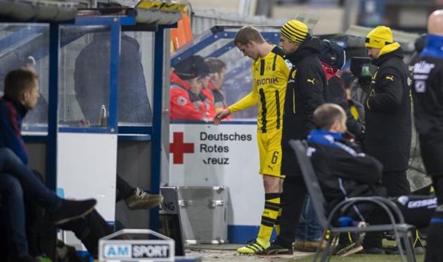 свен бендер, twitter