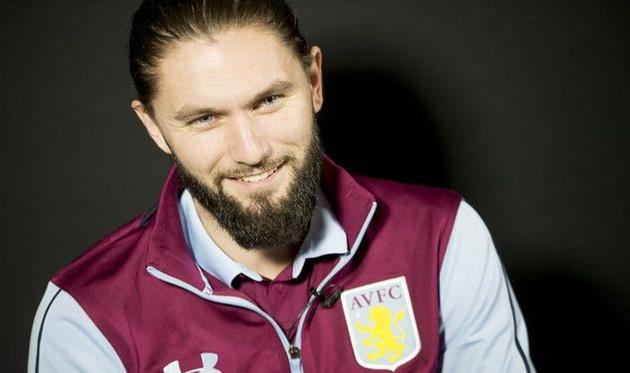 Генри Лэнсбери, Twitter