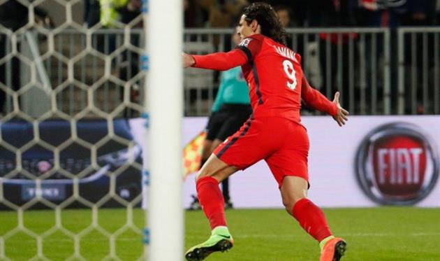 эдинсон кавани, twitter