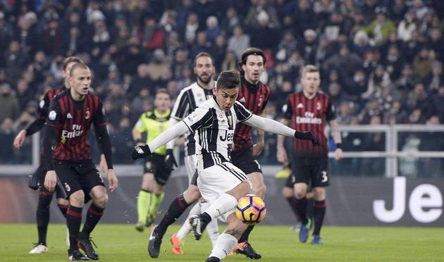 Пауло Дибала открывает счет в матче, juventus.com
