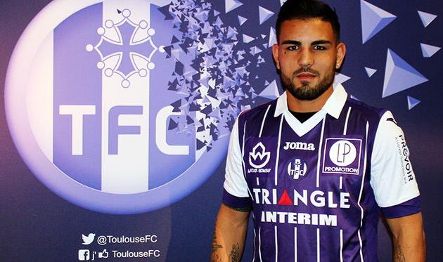 Тулуза официально подписала Делора