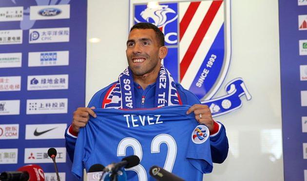 Карлос Тевес, AP