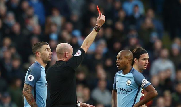 Фернандиньо (справа), getty images