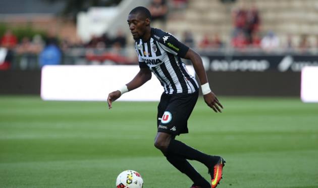 Николас Пепе, angers-sco.fr