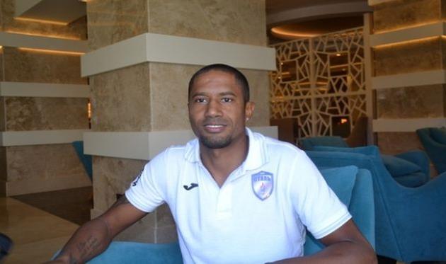 Леандро Да Силва, ФК Сталь