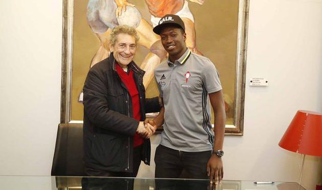 Папе Шейх (справа), celtavigo.net