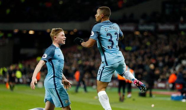 Де Брайне и Жезус, premierleague.com