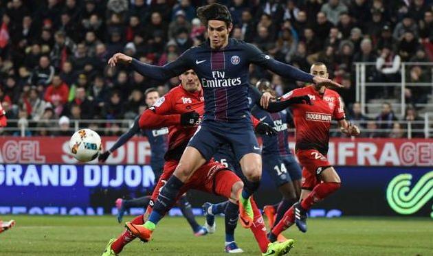 Эдинсон Кавани поставил победную точку в матче против Дижона, L'Equipe