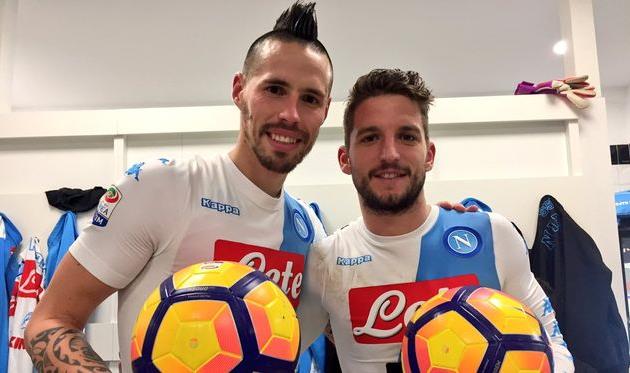 Марек Хамшик (слева) и Дрис Мертенс отметились хет-триками, sscnapoli.it