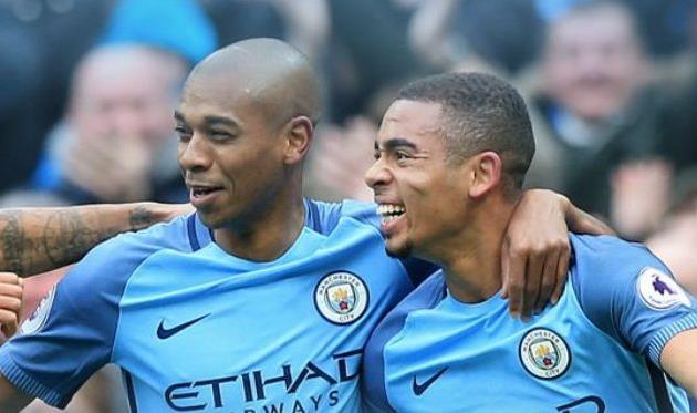 Габриэль Жезус и Фернандиньо, mancity.com
