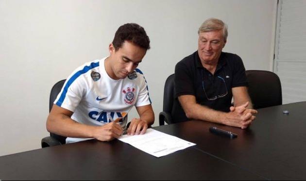 Жадсон (слева), corinthians.com.br