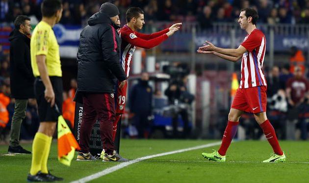 Диего Годин (справа), atleticodemadrid.com