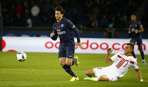 Максвелл (слева), psg.fr