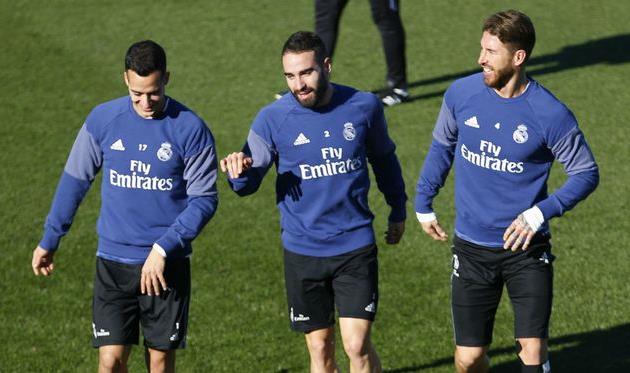 Карвахаль (в центре), Marca