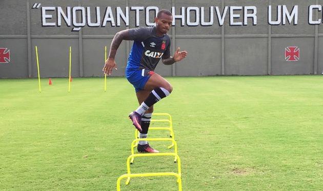 Андрес Эскобар уже тренируется вместе с новой командой, vasco.com.br