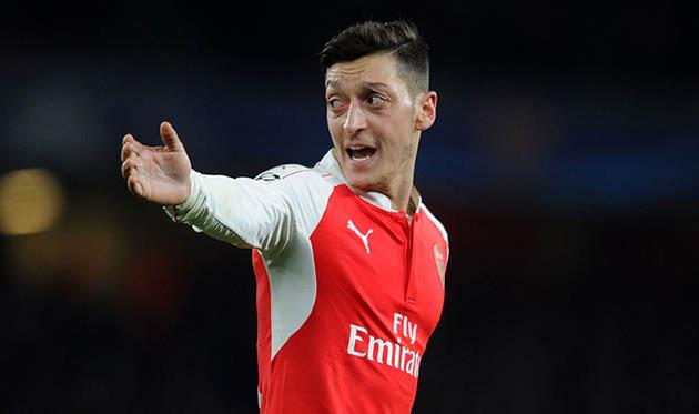 Месут Езил, фото фк арсенал