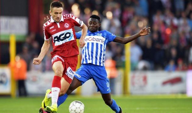 АНДРЕЙ ТОТОВИЦКИЙ (СЛЕВА), VOETBALKRANT.COM