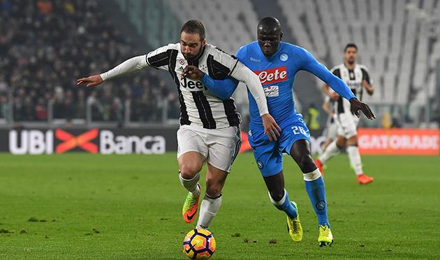 Гонсало Игуаин и Калиду Кулибали, getty images