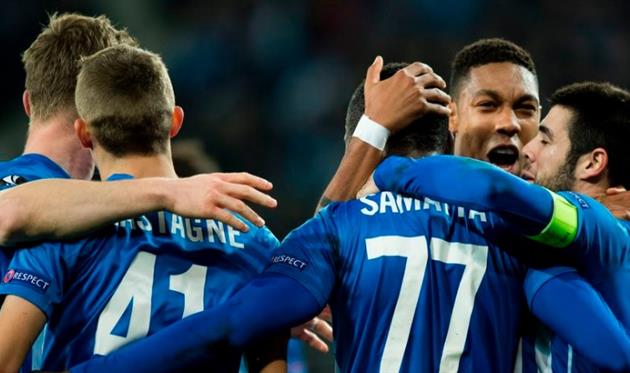 Генк празднует победу над Гентом, UEFA.com