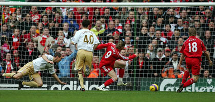 Торрес сравнивает счет, АР