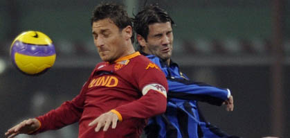 Тотти против Киву, АР