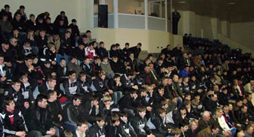 Болельщиков на встрече было много, sctavriya.com