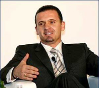 Предраг Миятович